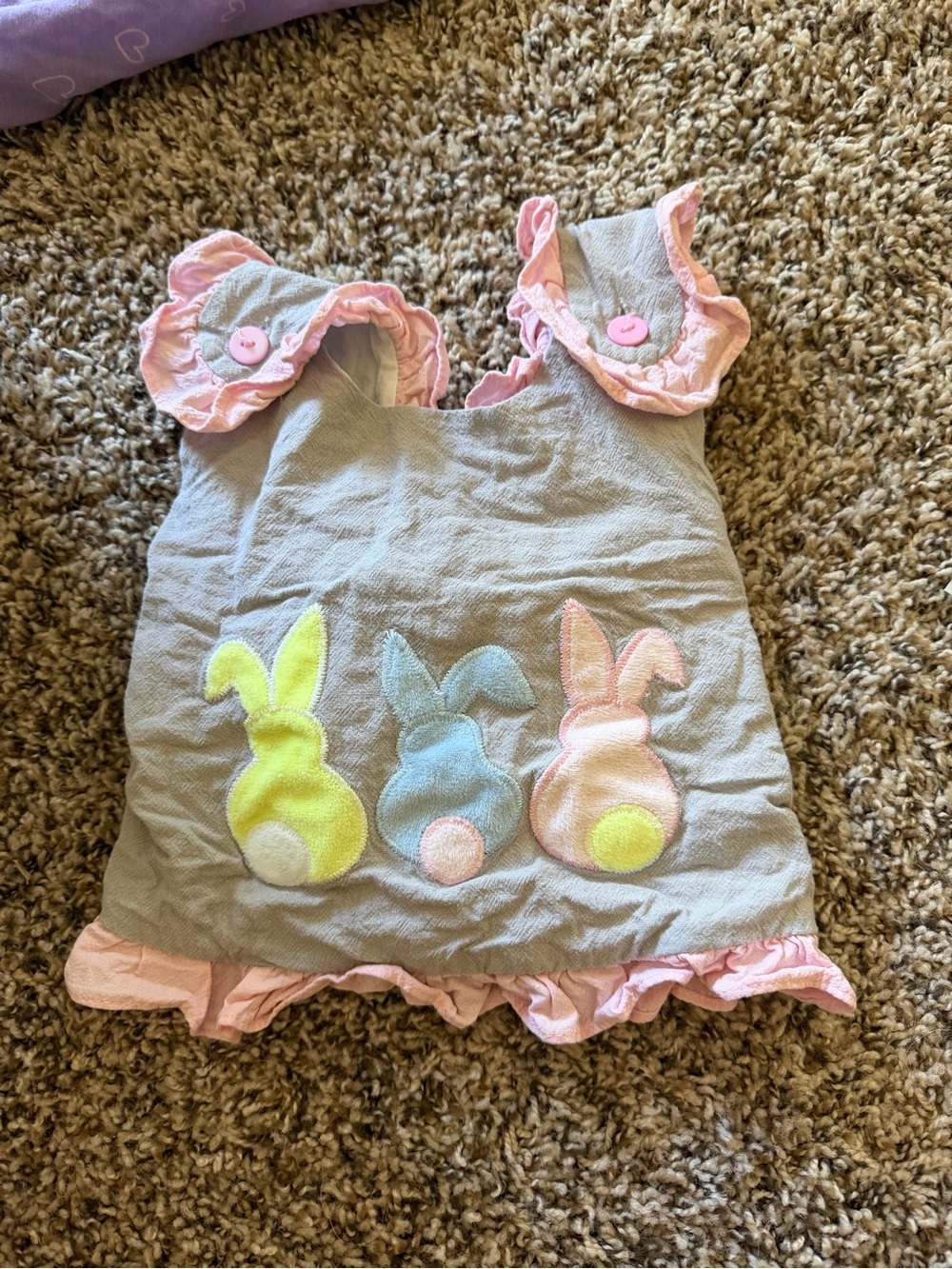 Girls Gray Romper with Pink Ruffle & Bunny Appliqués